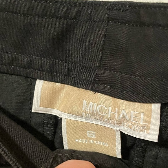 Women’s Cropped Black Michael Kors Capris 6 - Picture 3 of 6